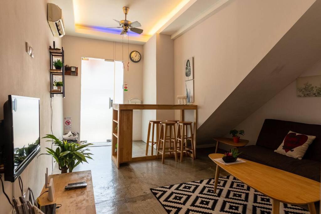 New Granny Cozy House Georgetown 2-6Pax Villa Dış mekan fotoğraf